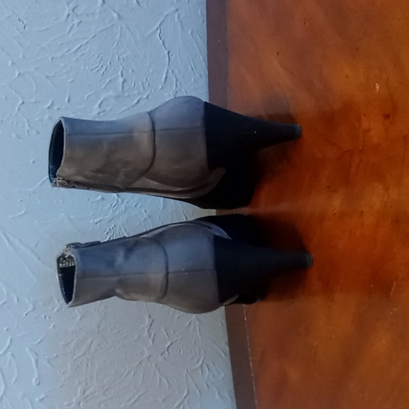 Liz Claiborne Color Block ankle boots size 9.5 - Picture 5 of 11